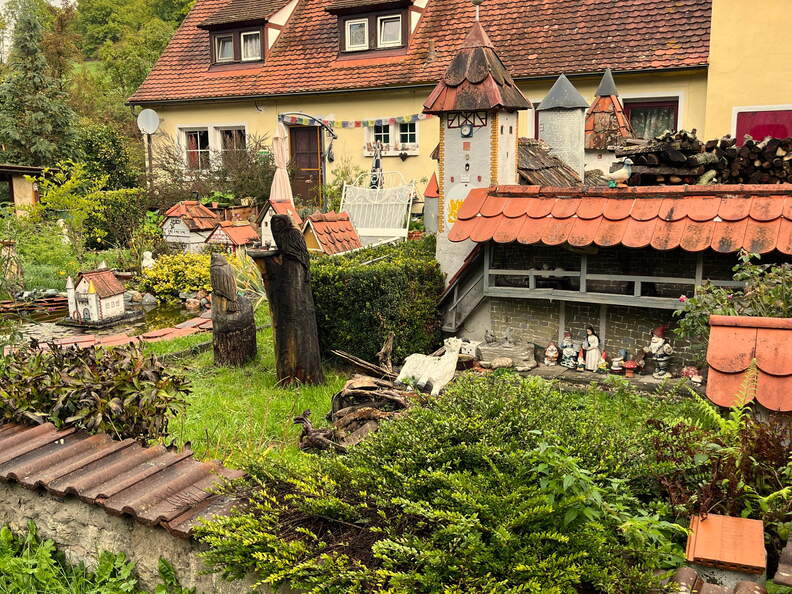 22-10-03 10-12-28 2184